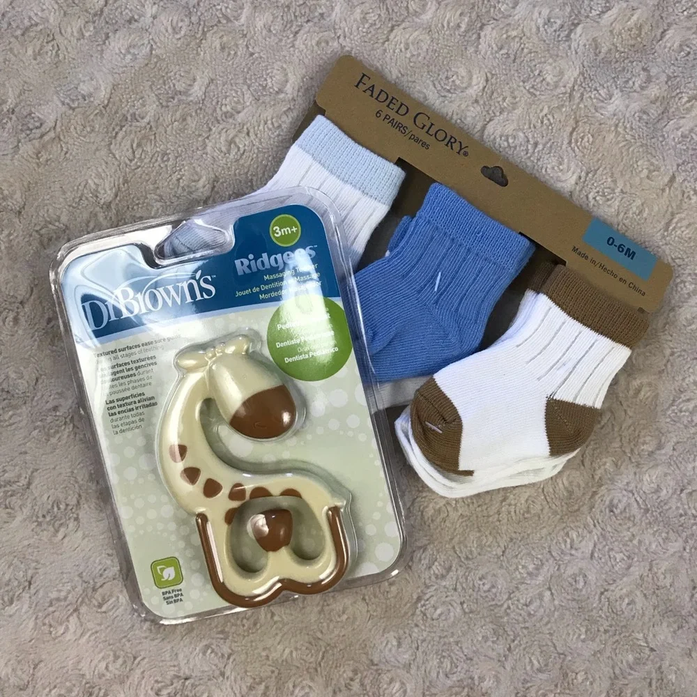 Faded Glory Ribbed Socks Dr. Browns Ridgees Giraffe Teething Tot